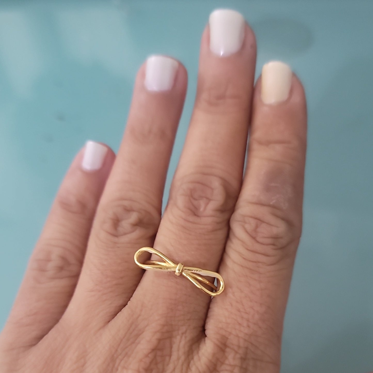 Bow Finger Ring