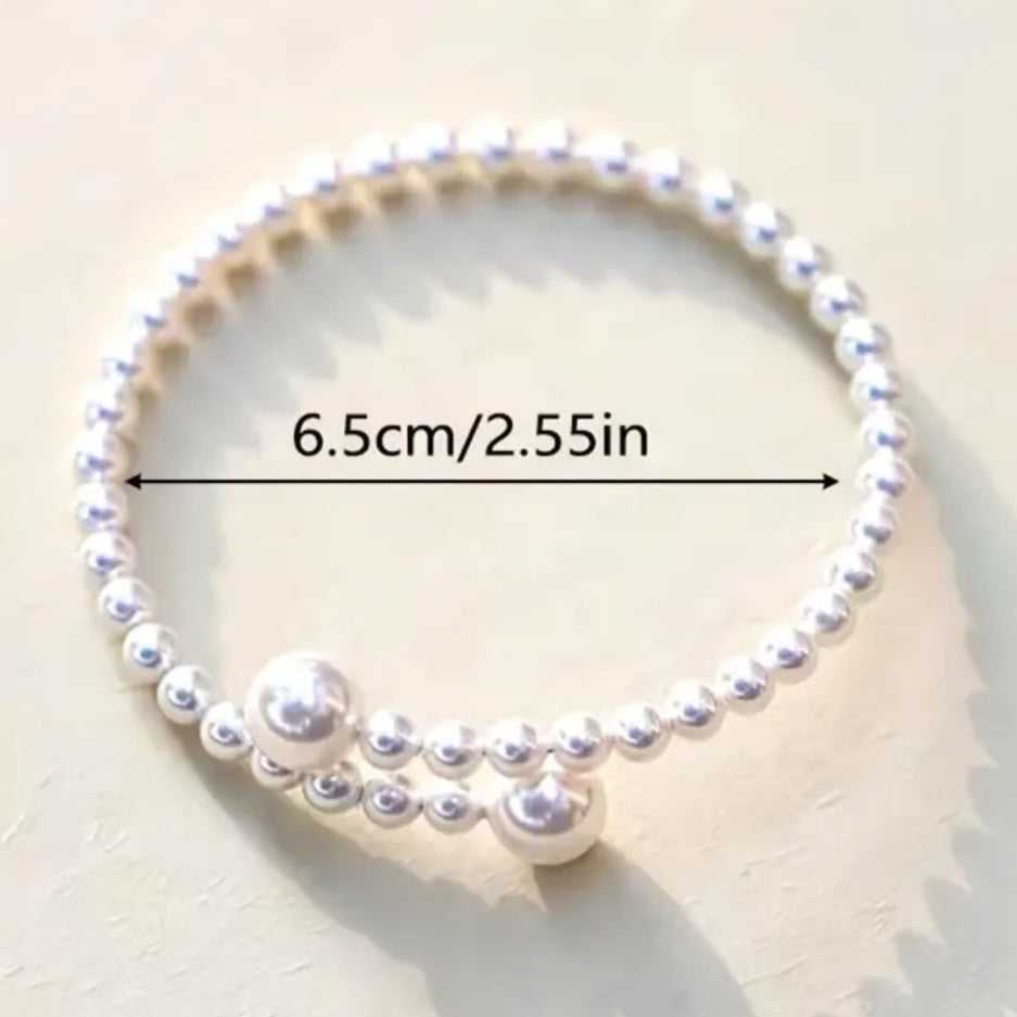 Pearls rings and bracelet