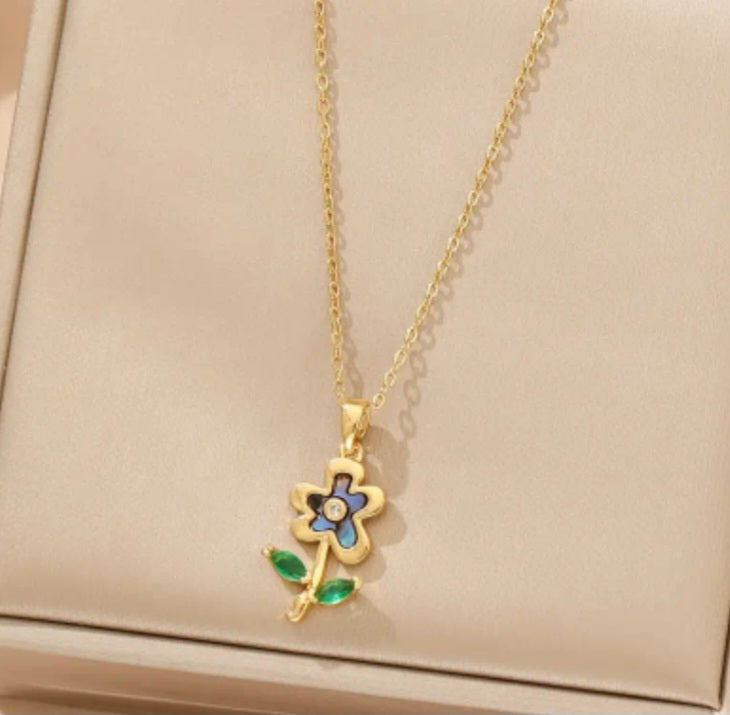 Little flower necklace