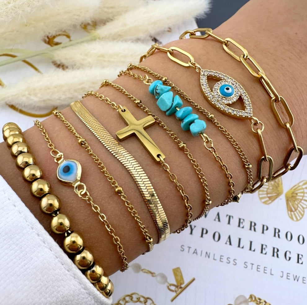 Sleek Snake Bracelet