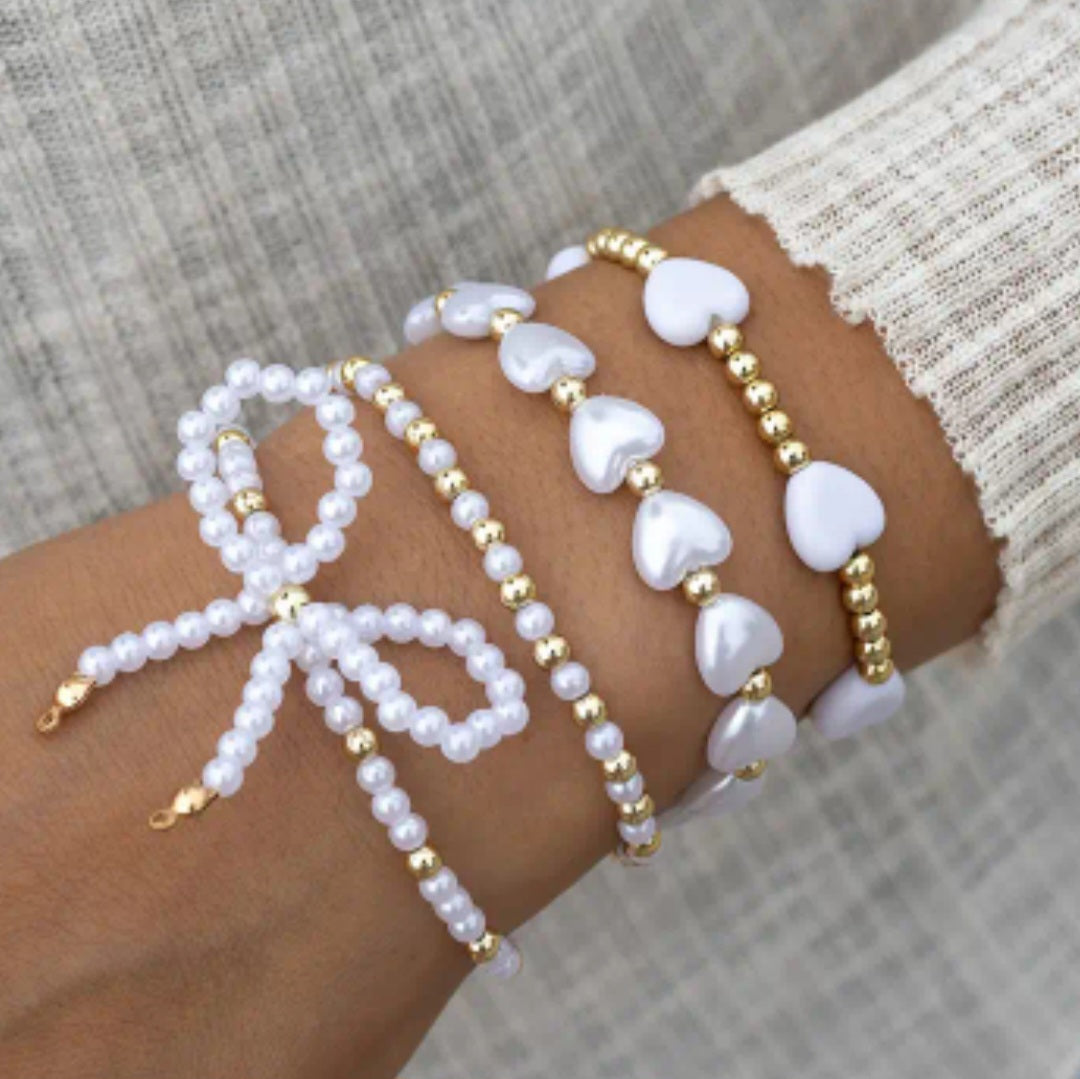 Elastic pearl set